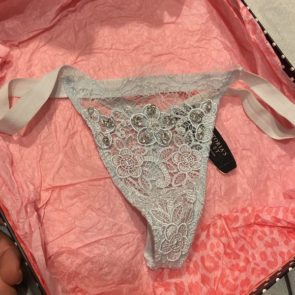 Victoria’s Secret Designer Set - Picture 5 of 5